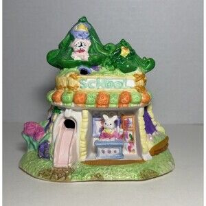 Hoppy Hollow “School” 2004 Porcelain Easter Bunny Rabbit Village House Vintage